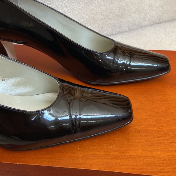 harvey black patent leather pumps / heels - Picture 9 of 12